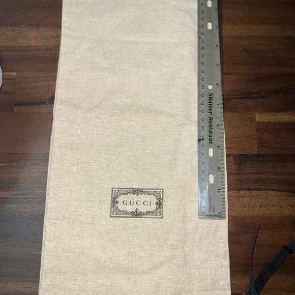 Gucci Shoe Dust Bags - Picture 7 of 7